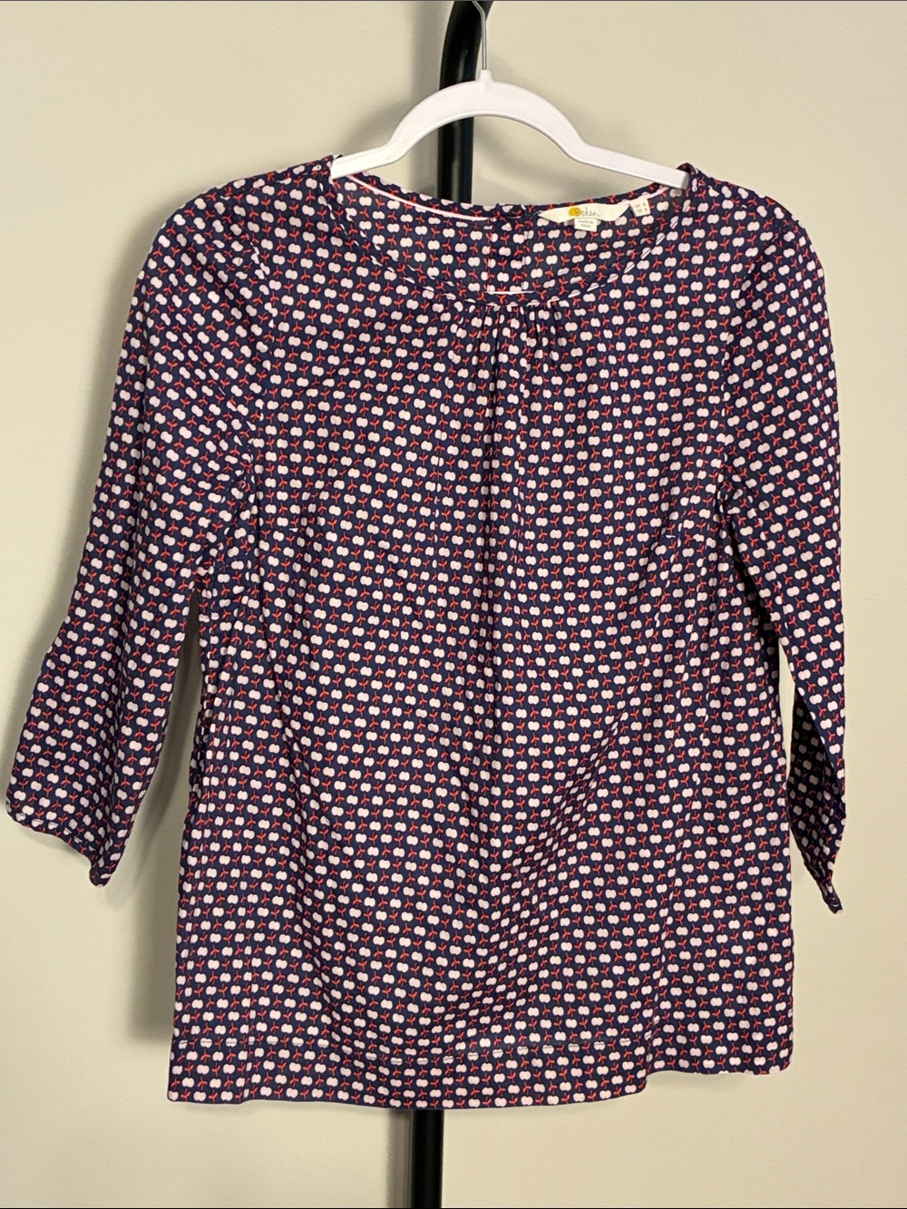 Boden Fun Apple Print Top Navy Cotton Blouse size US 4 Small